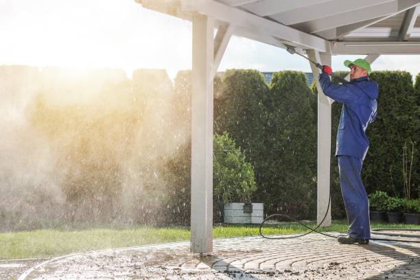 Best Oil Spill Cleanup  in La Crosse, KS